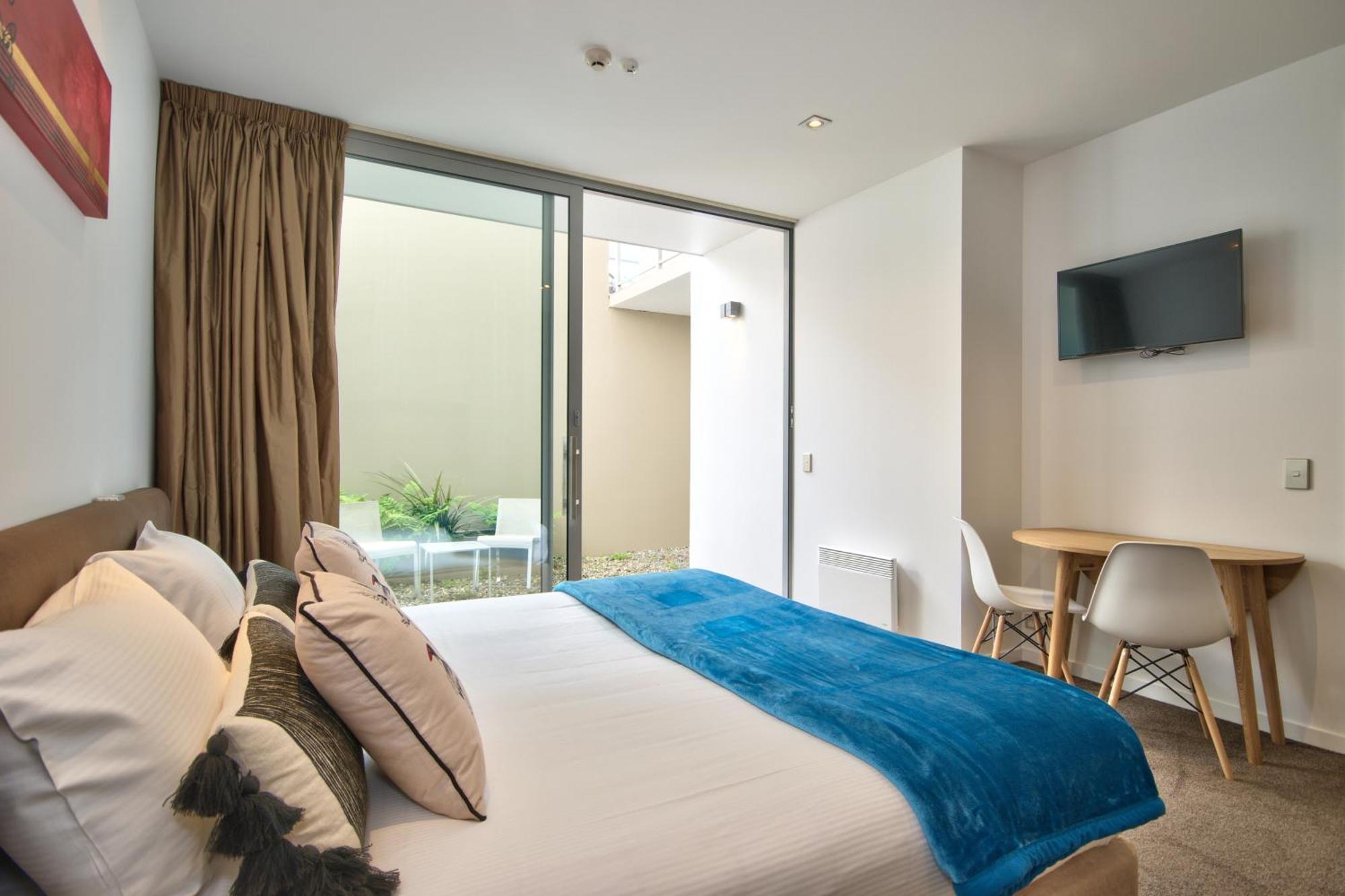 Charlies Queenstown Studio Apt 103B Екстер'єр фото