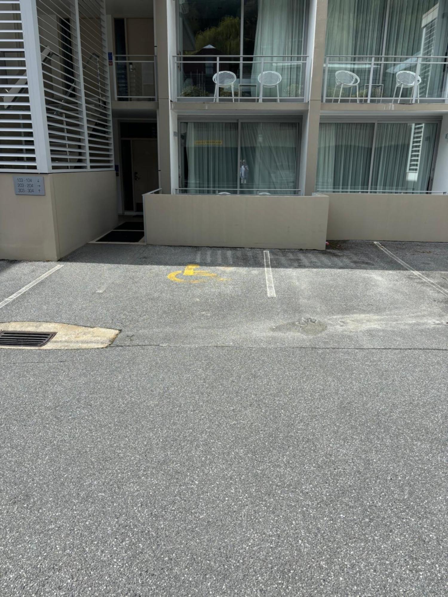 Charlies Queenstown Studio Apt 103B Екстер'єр фото